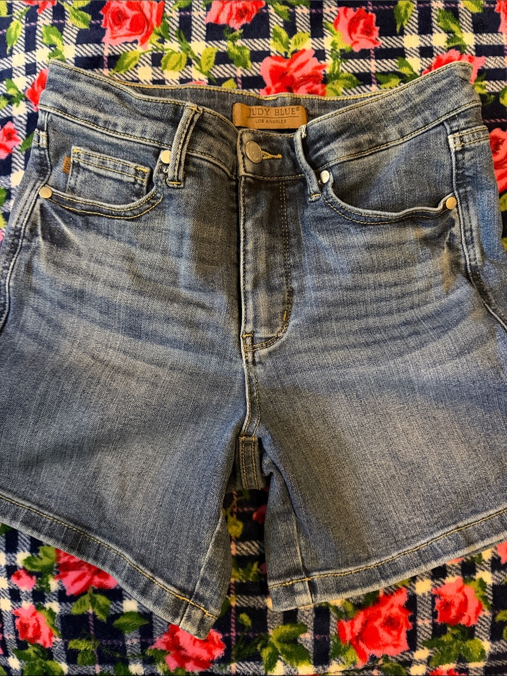 Judy Blue Medium Wash Blue Denim Shorts